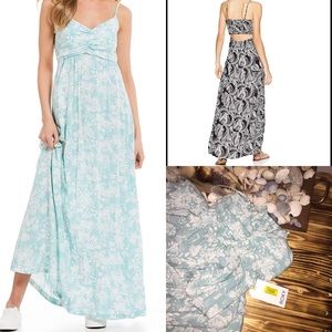 Roxy Brilliant Stars size XS NWT